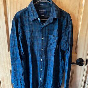 American Eagle Outfitters Men's Button Up Flannel